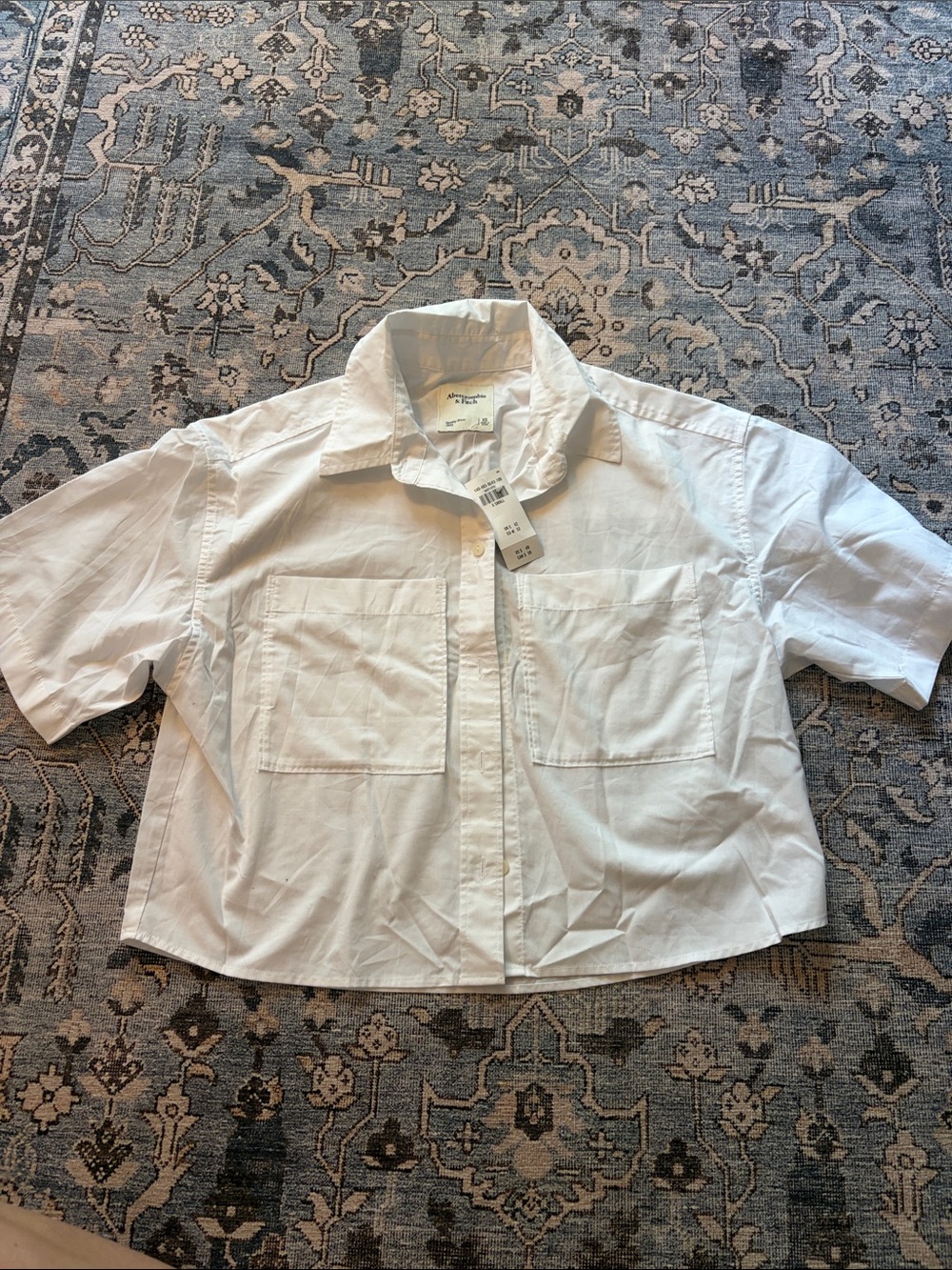 Abercrombie & Fitch White Short-Sleeve Button-Front Cropped Shirt, XS, NWT